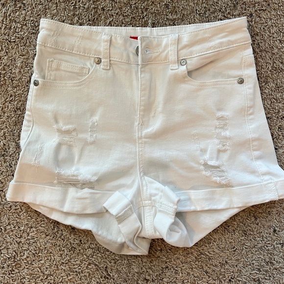 White moderately distressed high-rise “HH Jean Los Angeles” brand shorts - Picture 5 of 10